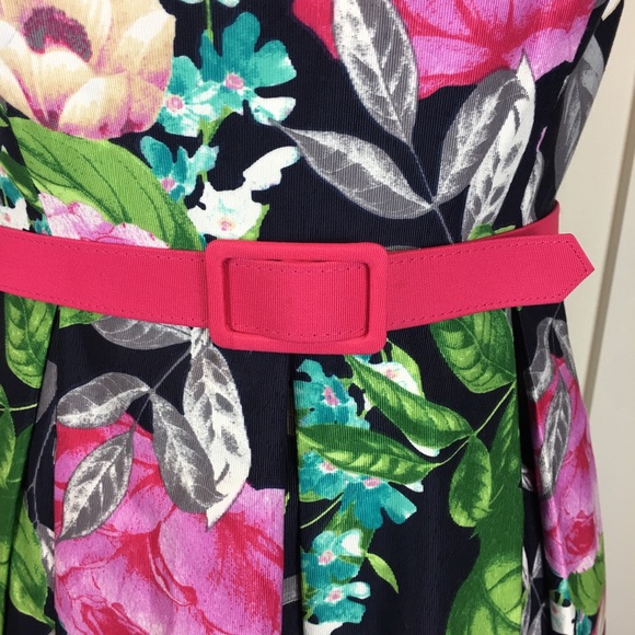 Eliza J | Navy Floral Pleated Fit Flare Dress 6P - Picture 4 of 8